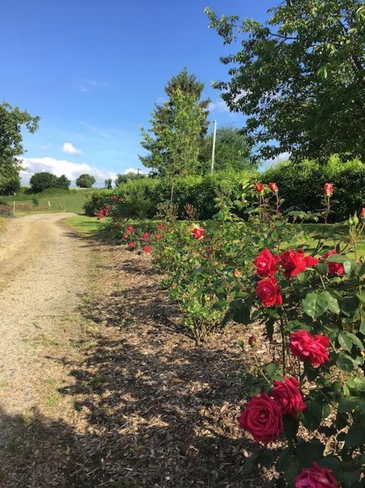Вилла Gite De La Poupardiere, Maison De Campagne En Bordure De Riviere - 2 Nuits Minimum Les Cresnays Экстерьер фото
