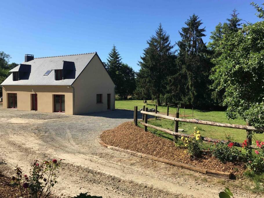 Вилла Gite De La Poupardiere, Maison De Campagne En Bordure De Riviere - 2 Nuits Minimum Les Cresnays Экстерьер фото
